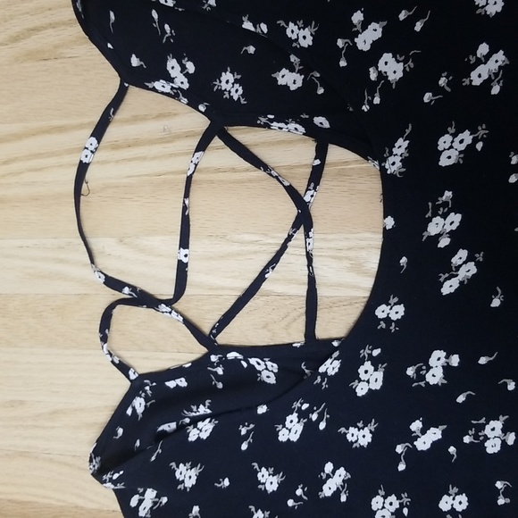 Billabong baby doll top - Picture 2 of 7